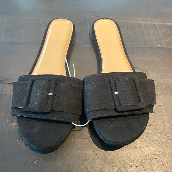 New Lilly Morgan Black Flats - Picture 1 of 3